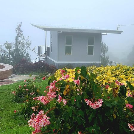 Serene Mountain Escape Digos 外观 照片