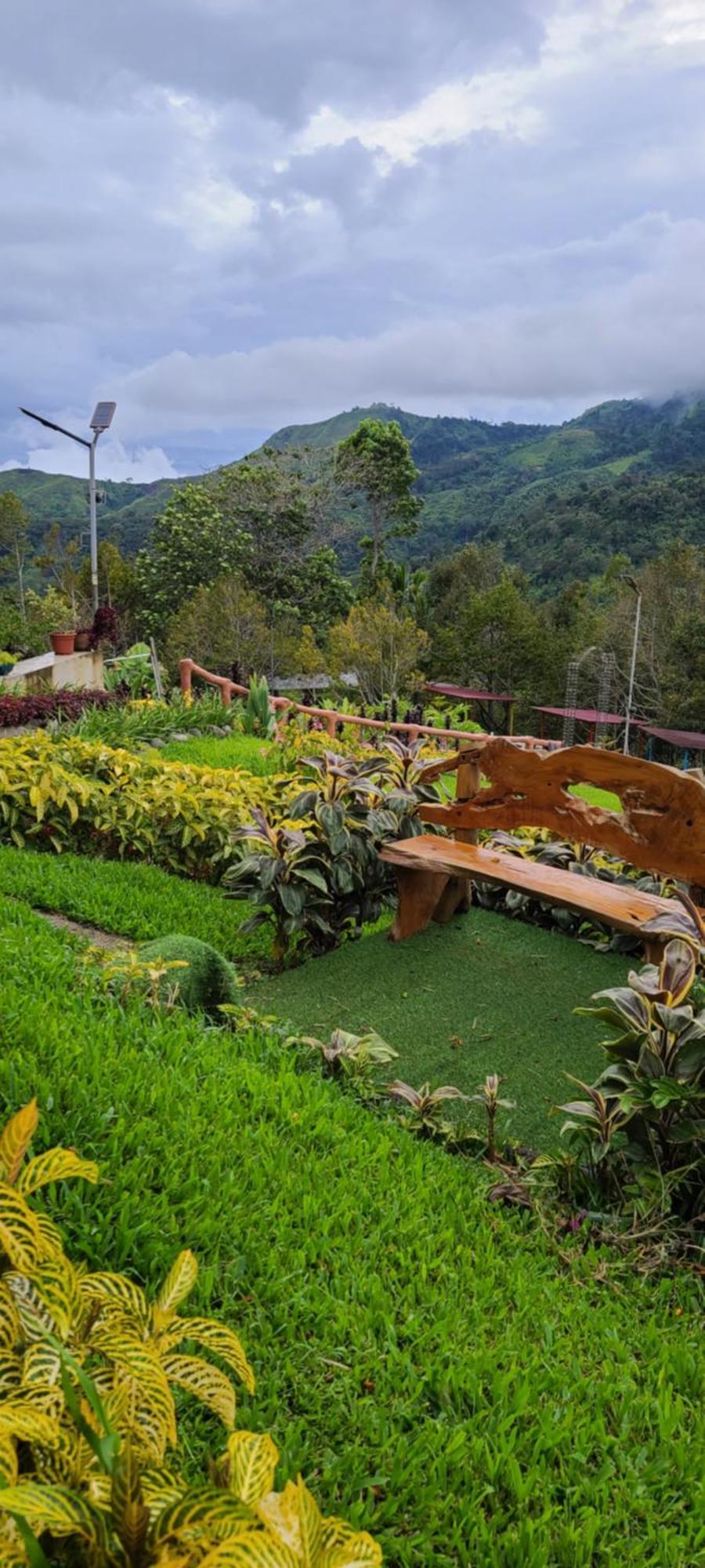 Serene Mountain Escape Digos 外观 照片