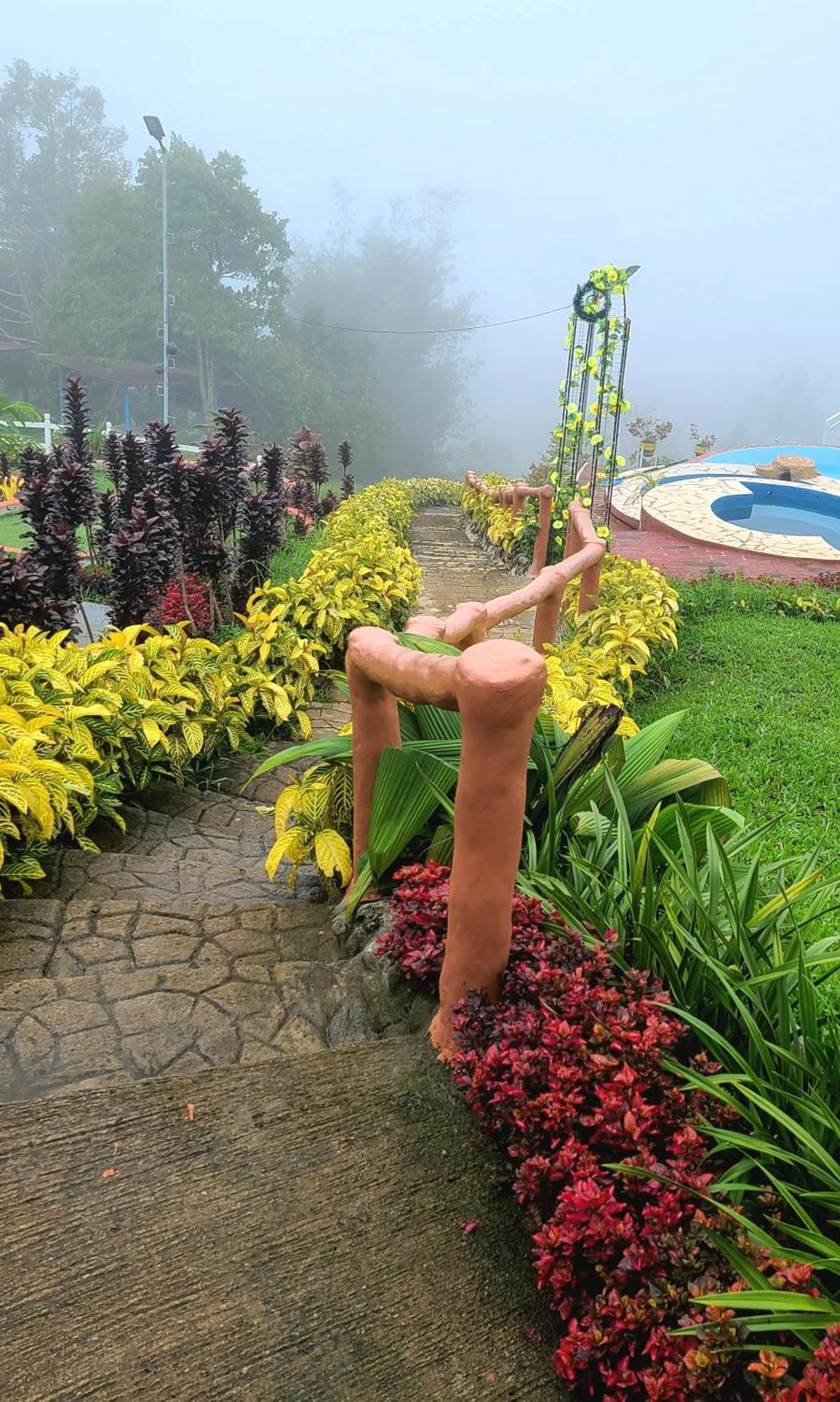 Serene Mountain Escape Digos 外观 照片
